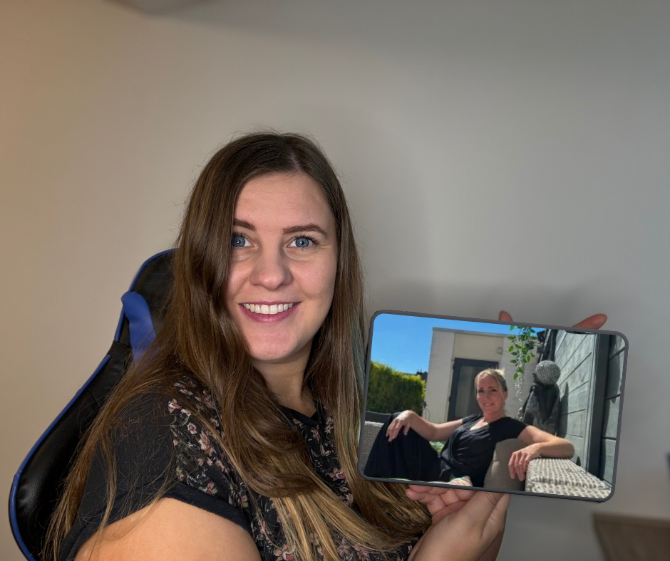 linda met tablet creatorlinda birgit van be aware een website wat pas af is